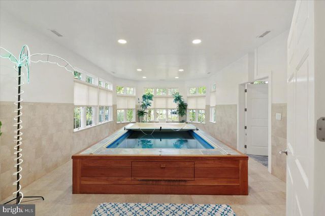 27 MARTER AVE, Mount Laurel, NJ 08054