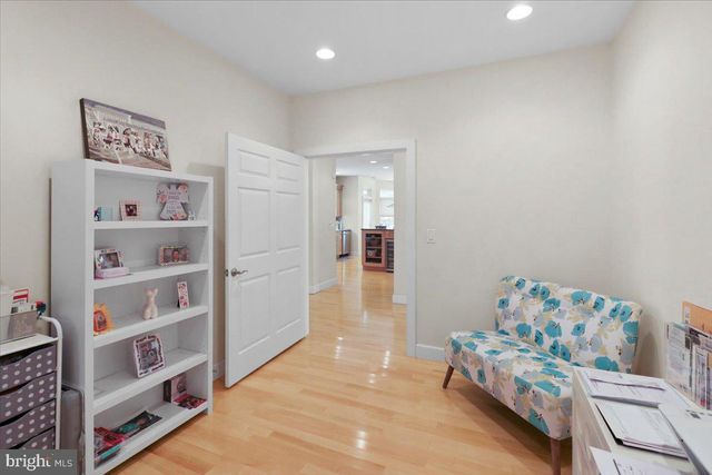 27 MARTER AVE, Mount Laurel, NJ 08054