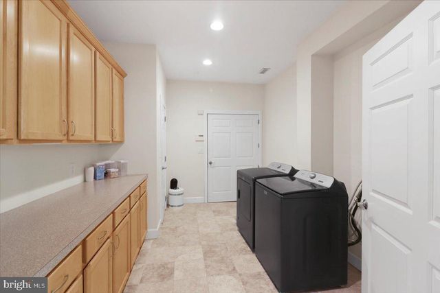 27 MARTER AVE, Mount Laurel, NJ 08054