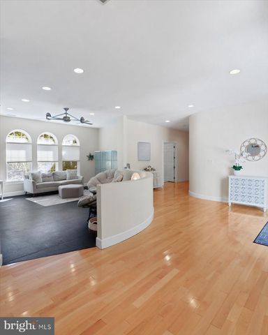 27 MARTER AVE, Mount Laurel, NJ 08054