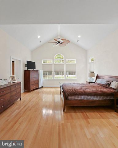 27 MARTER AVE, Mount Laurel, NJ 08054