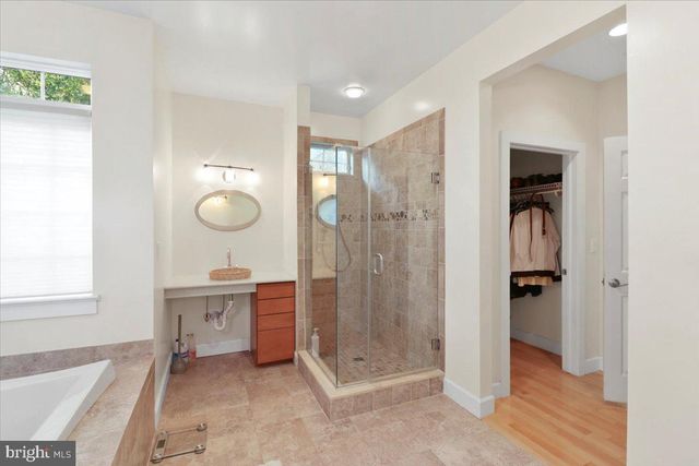 27 MARTER AVE, Mount Laurel, NJ 08054