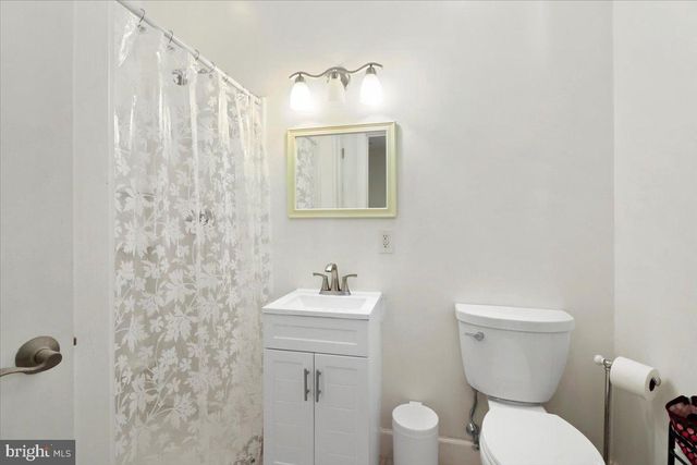 27 MARTER AVE, Mount Laurel, NJ 08054