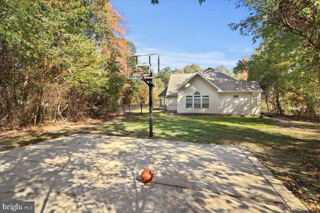 27 MARTER AVE, Mount Laurel, NJ 08054