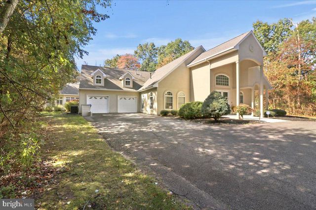 27 MARTER AVE, Mount Laurel, NJ 08054