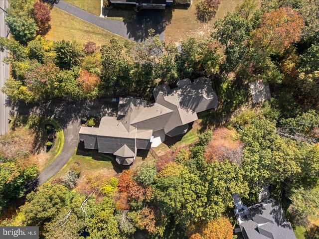 27 MARTER AVE, Mount Laurel, NJ 08054