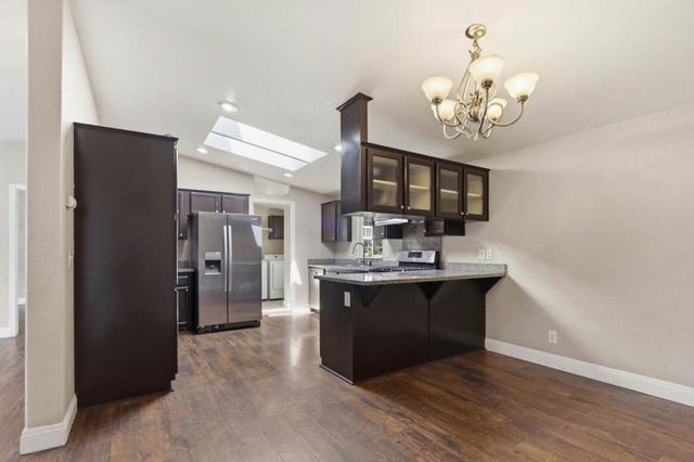 125 N Mary Avenue, Sunnyvale, CA 94086