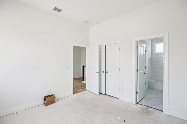 214 San Saba DR, Buda, TX 78610