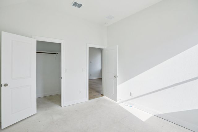 214 San Saba DR, Buda, TX 78610