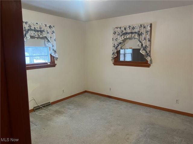 7296 Poore Road, Conneaut, OH 44030