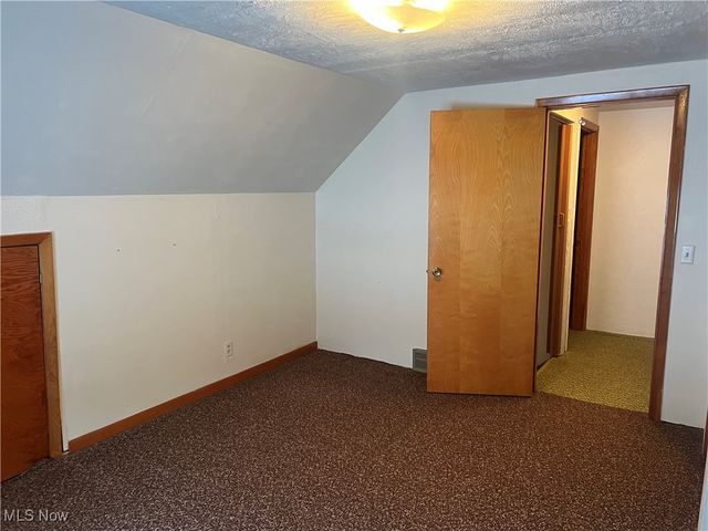 7296 Poore Road, Conneaut, OH 44030