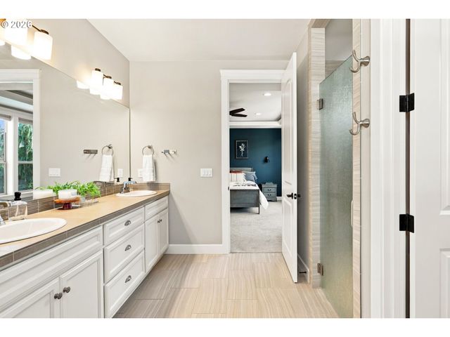 11900 Ne 58TH Ave, Vancouver, WA 98686