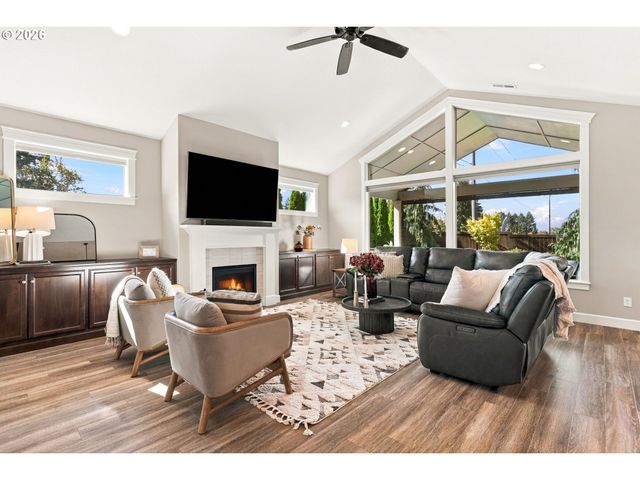 11900 Ne 58TH Ave, Vancouver, WA 98686