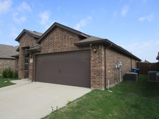 10128 Boxelder Drive, Fort Worth, TX 76036