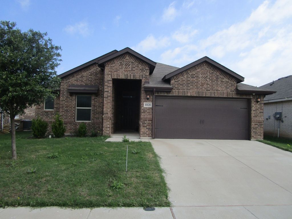 10128 Boxelder Drive, Fort Worth, TX 76036