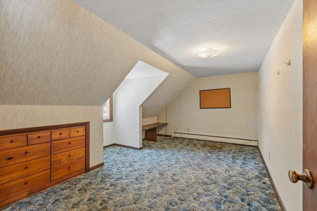 318 Lovewell St, Gardner, MA 01440