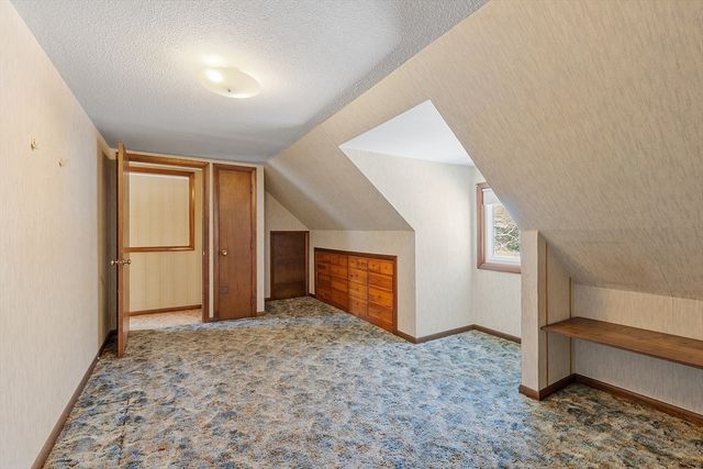 318 Lovewell St, Gardner, MA 01440