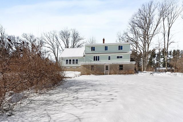 318 Lovewell St, Gardner, MA 01440