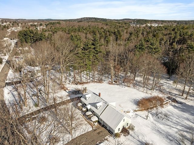 318 Lovewell St, Gardner, MA 01440