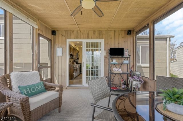 19 Bass Dr, Roxbury Twp., NJ 07876