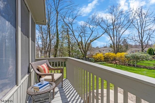 19 Bass Dr, Roxbury Twp., NJ 07876