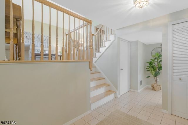 19 Bass Dr, Roxbury Twp., NJ 07876