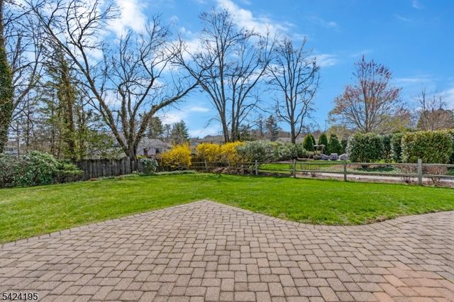 19 Bass Dr, Roxbury Twp., NJ 07876