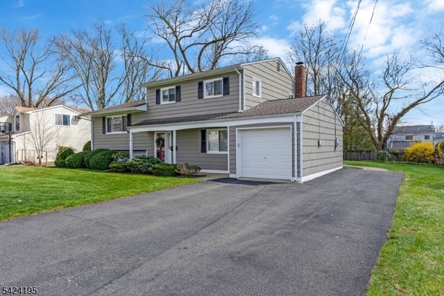 19 Bass Dr, Roxbury Twp., NJ 07876