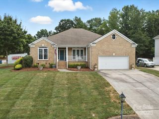 11761 Crossroads Place, Concord, NC 28025