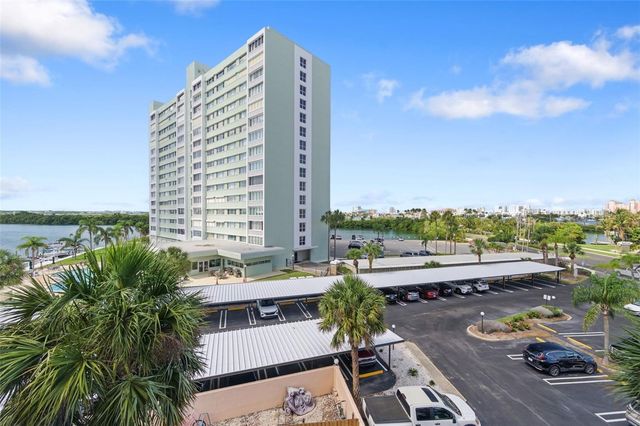 51 ISLAND WAY 411, Clearwater Beach, FL 33767