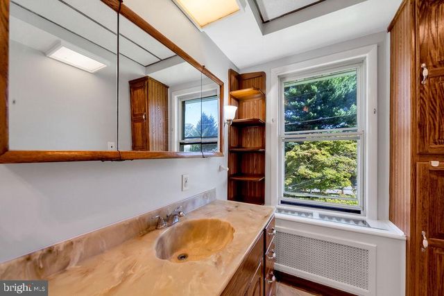 4400 SCHOOL LN, Drexel Hill, PA 19026