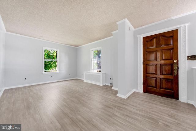 4400 SCHOOL LN, Drexel Hill, PA 19026