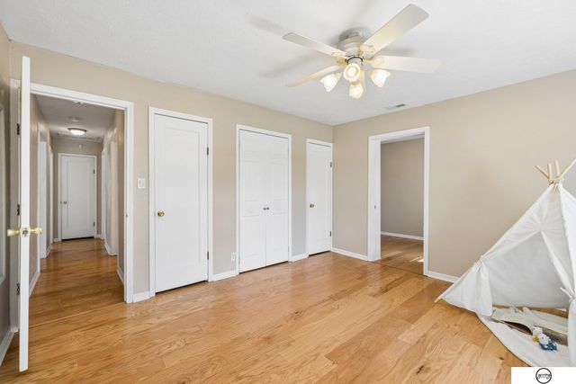 940 S Cotner Boulevard, Lincoln, NE 68510