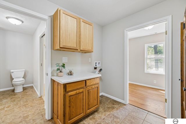 940 S Cotner Boulevard, Lincoln, NE 68510