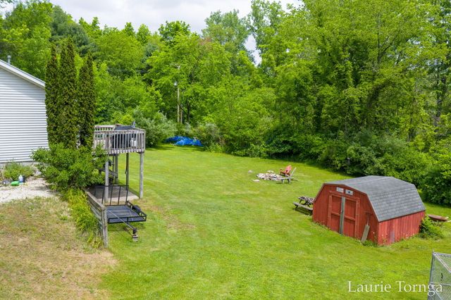 2670 Grand River Drive Ne, Ada Twp, MI 49525