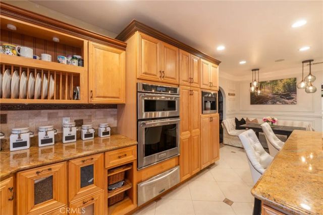 1861 W Chalet, Anaheim, CA 92804