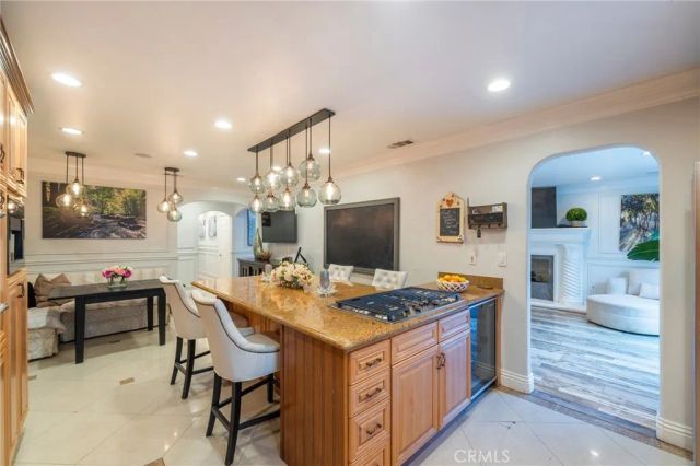1861 W Chalet, Anaheim, CA 92804