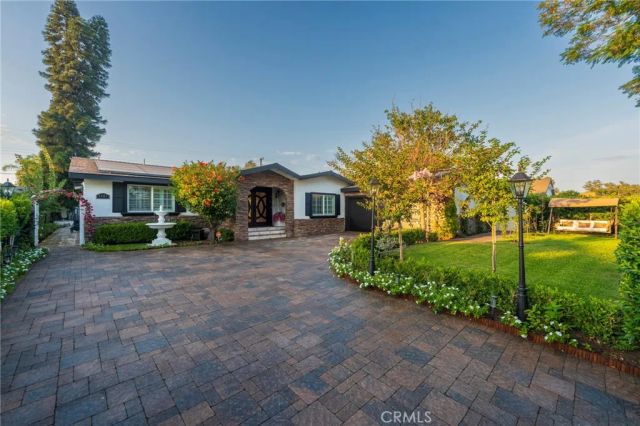 1861 W Chalet, Anaheim, CA 92804