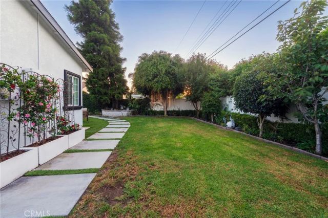 1861 W Chalet, Anaheim, CA 92804