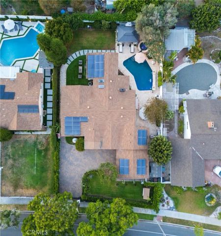 1861 W Chalet, Anaheim, CA 92804