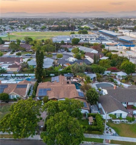 1861 W Chalet, Anaheim, CA 92804