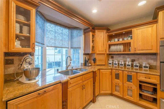 1861 W Chalet, Anaheim, CA 92804