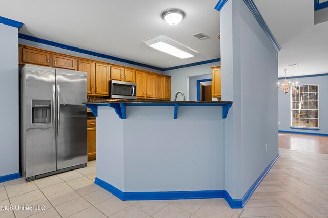 2313 Rue Beaux Chenes, Ocean Springs, MS 39564