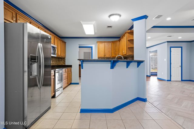 2313 Rue Beaux Chenes, Ocean Springs, MS 39564