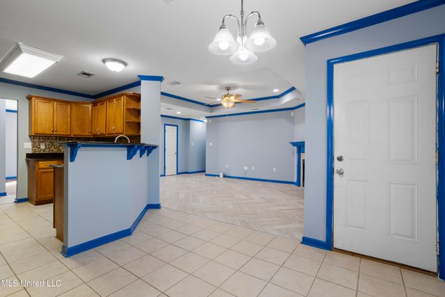 2313 Rue Beaux Chenes, Ocean Springs, MS 39564