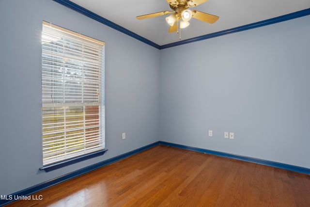 2313 Rue Beaux Chenes, Ocean Springs, MS 39564