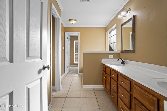 2313 Rue Beaux Chenes, Ocean Springs, MS 39564