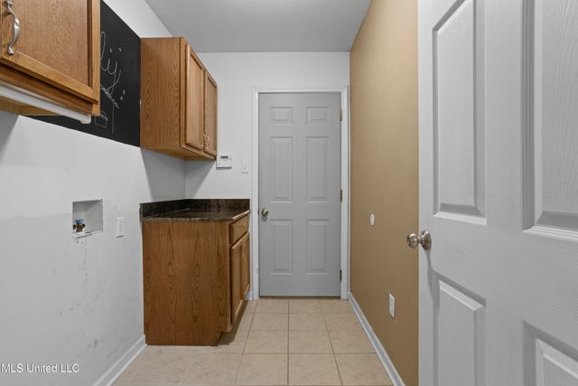 2313 Rue Beaux Chenes, Ocean Springs, MS 39564