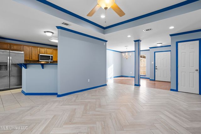 2313 Rue Beaux Chenes, Ocean Springs, MS 39564