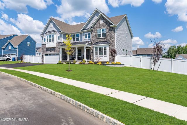 5 Patriot Street, Farmingdale, NJ 07727